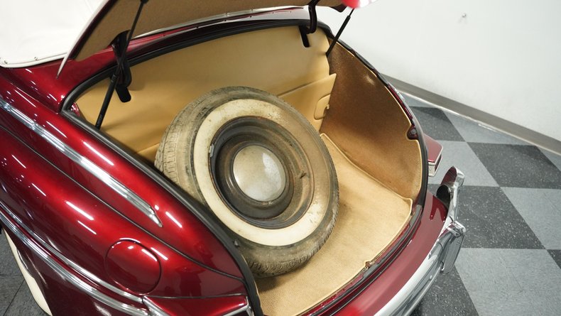 Unknown-Eight-1947-Anniversary-Red-Beige-19