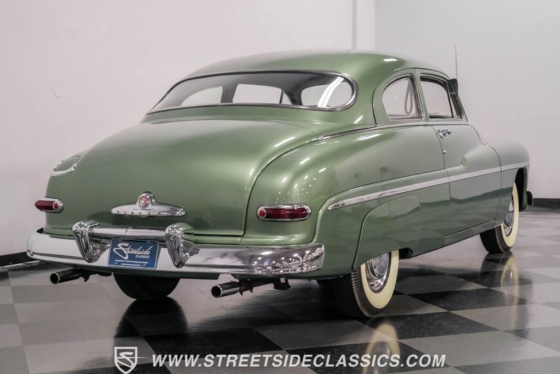 Unknown-Eight-1949-Berwick-Green-Green-17