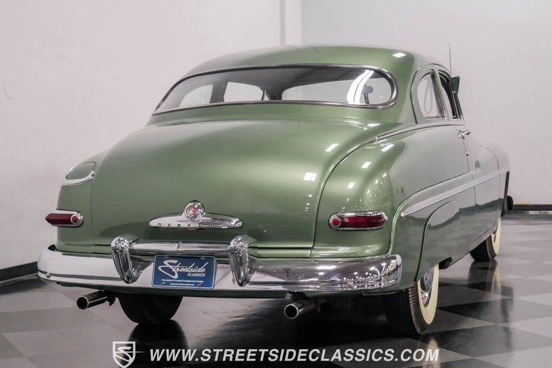 Unknown-Eight-1949-Berwick-Green-Green-31
