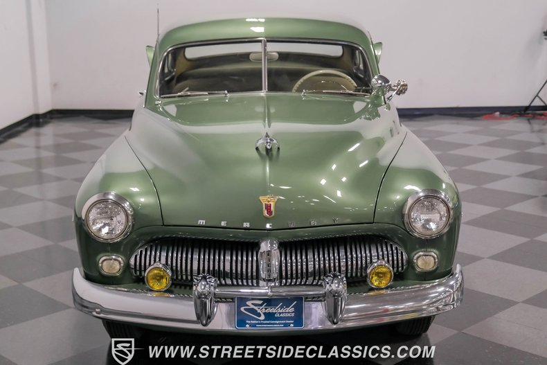 Unknown-Eight-1949-Berwick-Green-Green-5