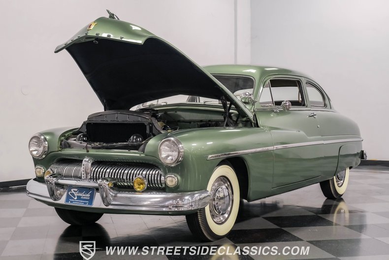 Unknown-Eight-1949-Berwick-Green-Green-7
