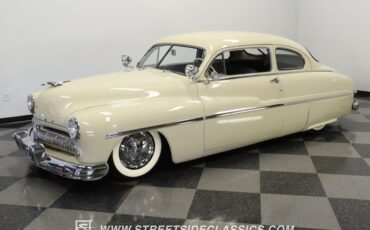 Unknown-Eight-1949-Dakota-Gray-Gray-2