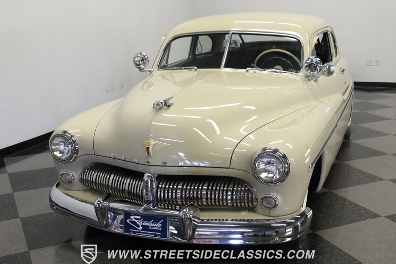 Unknown-Eight-1949-Dakota-Gray-Gray-26