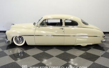 Unknown-Eight-1949-Dakota-Gray-Gray