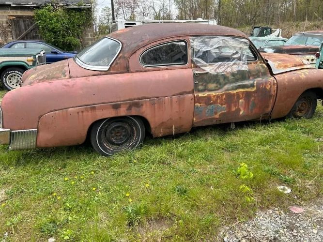 Unknown-Eight-1951-Brown-Brown-10