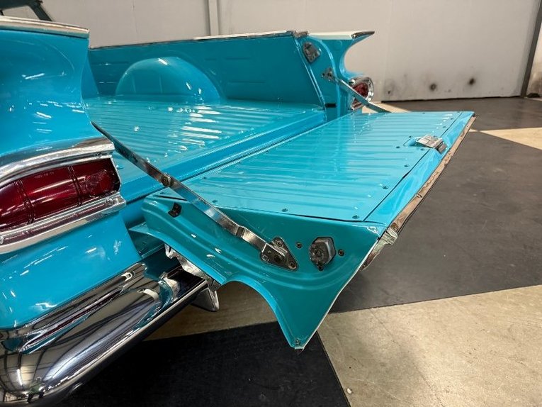 Unknown-El-camino-1959-Turquoise-Turquoise-2