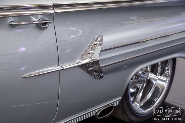 Unknown-El-camino-1960-Silver-Red-Leather-1