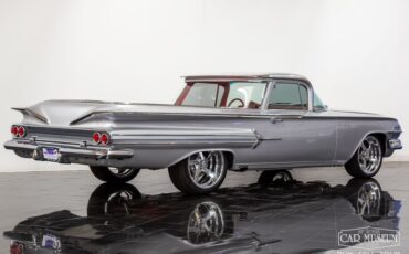 Unknown-El-camino-1960-Silver-Red-Leather-14