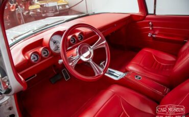 Unknown-El-camino-1960-Silver-Red-Leather-43