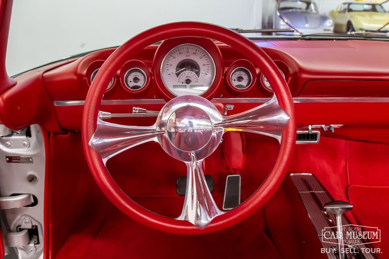 Unknown-El-camino-1960-Silver-Red-Leather-44