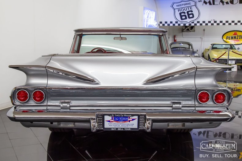 Unknown-El-camino-1960-Silver-Red-Leather-9