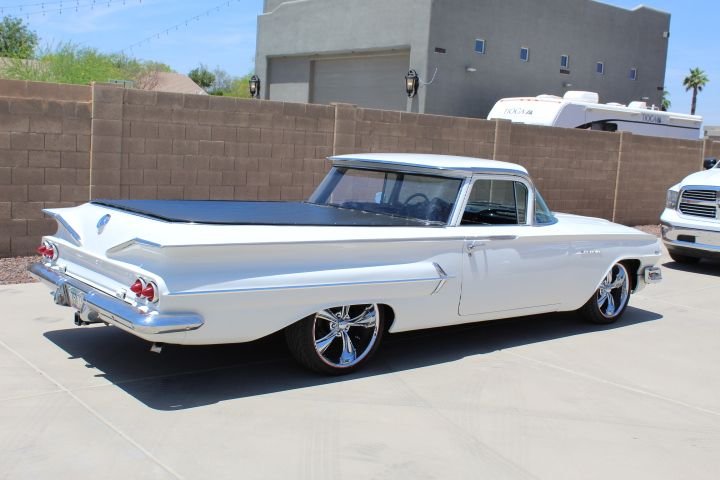 Unknown-El-camino-1960-white-black-16