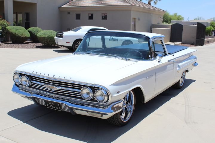 Unknown-El-camino-1960-white-black-2