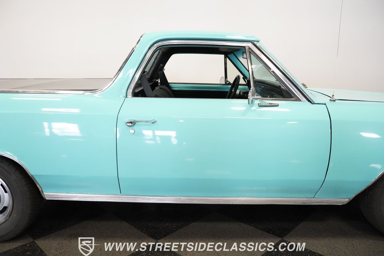 Unknown-El-camino-1966-Turquoise-Black-12