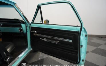 Unknown-El-camino-1966-Turquoise-Black-13