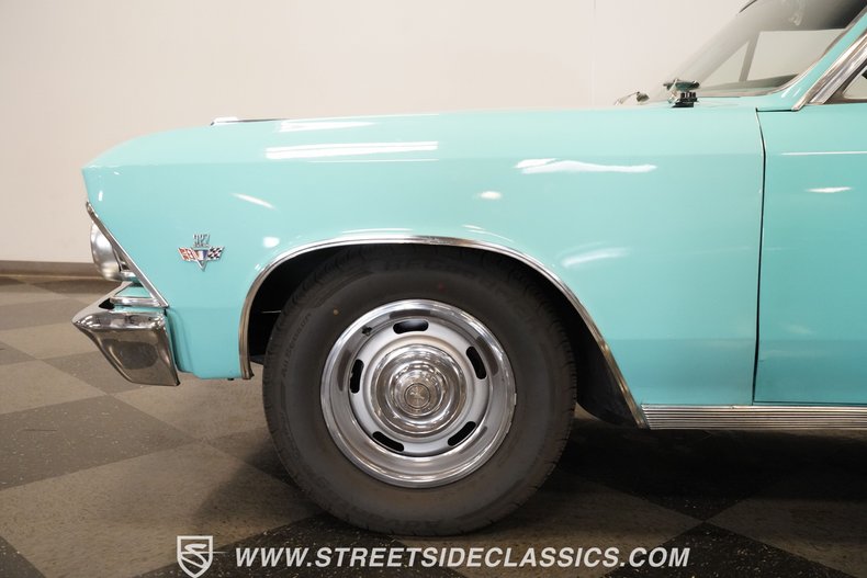 Unknown-El-camino-1966-Turquoise-Black-18