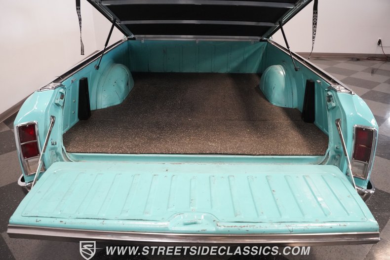 Unknown-El-camino-1966-Turquoise-Black-21