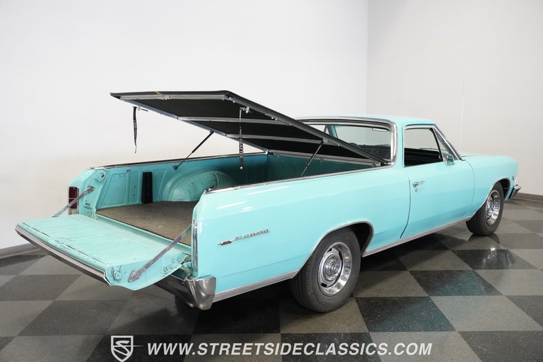 Unknown-El-camino-1966-Turquoise-Black-22