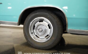 Unknown-El-camino-1966-Turquoise-Black-47