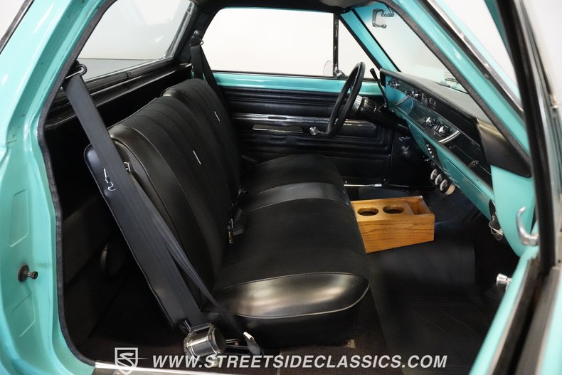 Unknown-El-camino-1966-Turquoise-Black-48
