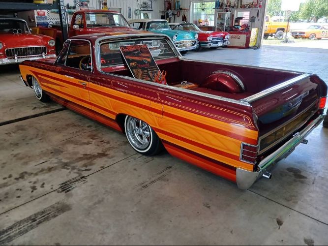 Unknown-El-camino-1967-Custom-Red-13