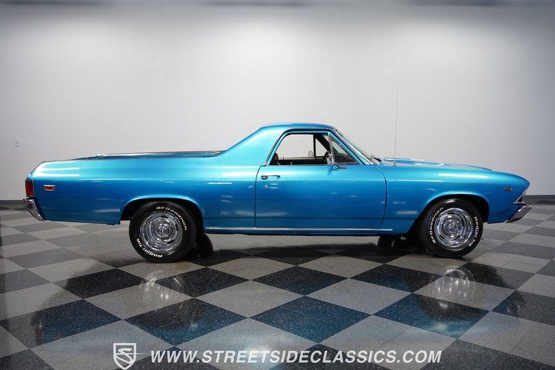 Unknown-El-camino-1969-Azure-Turquoise-Black-10
