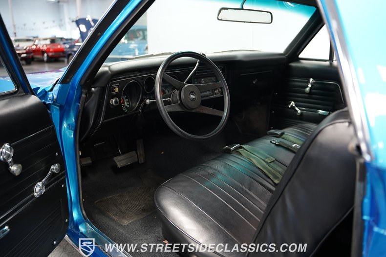 Unknown-El-camino-1969-Azure-Turquoise-Black-2