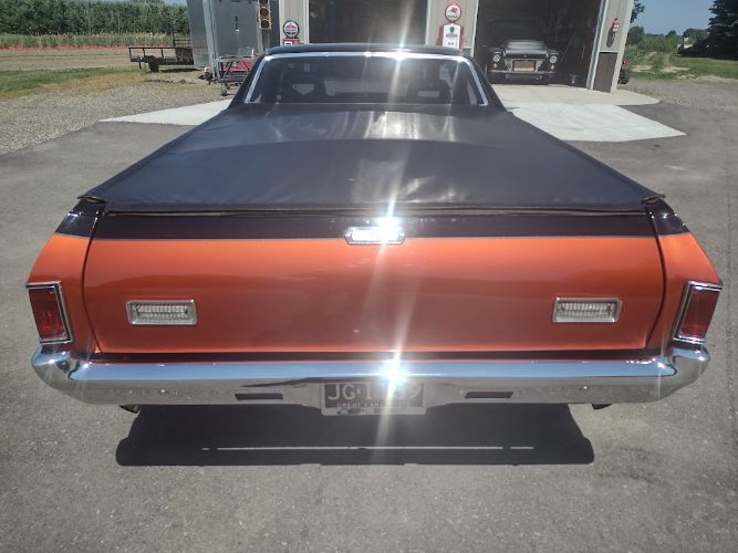 Unknown-El-camino-1969-Orange-Black-10