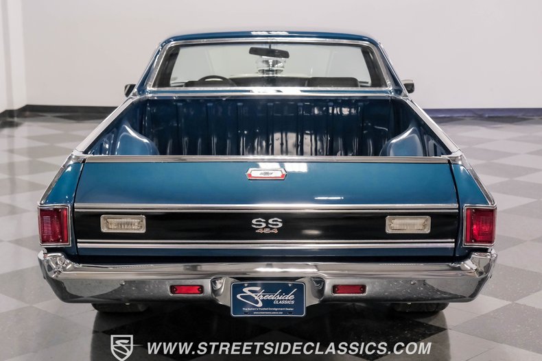 Unknown-El-camino-1970-Dark-Blue-Metallic-Black-9
