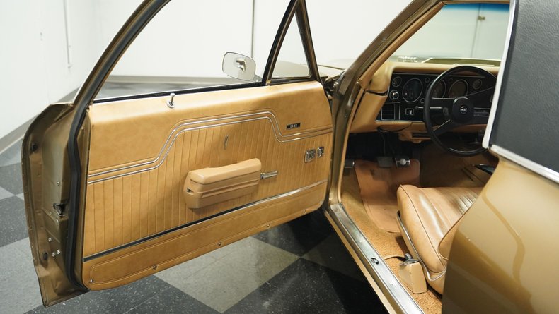 Unknown-El-camino-1970-Medium-Gold-Metallic-Saddle-11