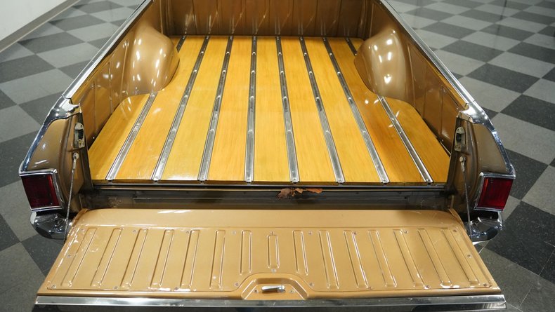 Unknown-El-camino-1970-Medium-Gold-Metallic-Saddle-14