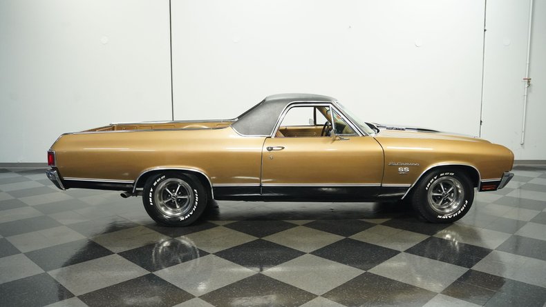 Unknown-El-camino-1970-Medium-Gold-Metallic-Saddle-26