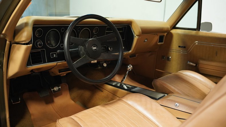 Unknown-El-camino-1970-Medium-Gold-Metallic-Saddle-7