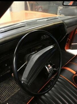 Unknown-El-camino-1970-Orange-Black-6