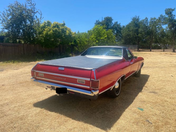 Unknown-El-camino-1970-Red-Black-2