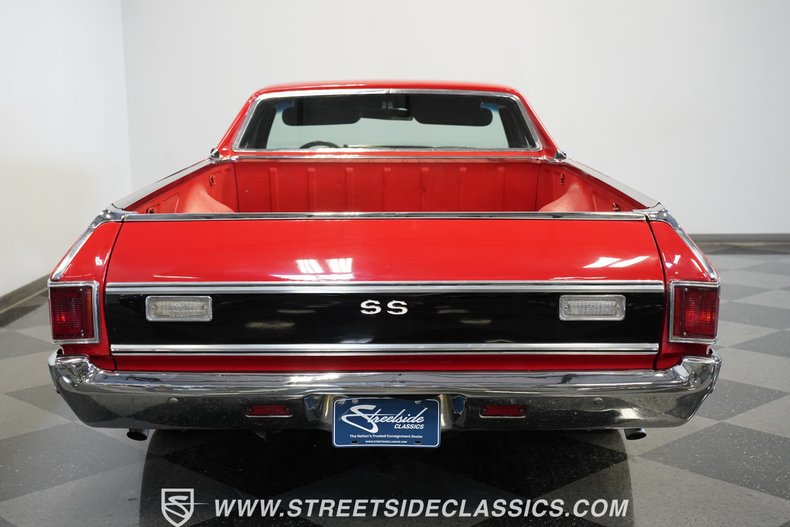 Unknown-El-camino-1970-Red-Black-25