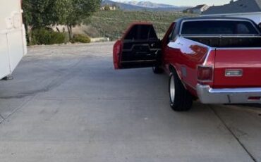 Unknown-El-camino-1970-Red-Black-4