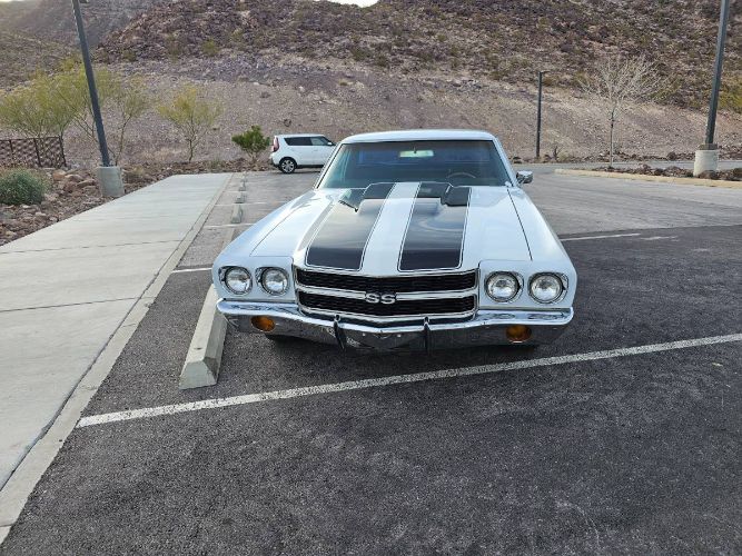 Unknown-El-camino-1970-White-10