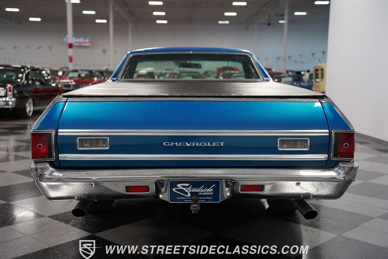 Unknown-El-camino-1972-Metallic-Blue-Black-18