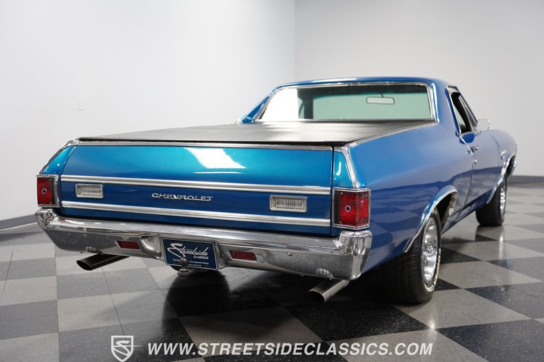 Unknown-El-camino-1972-Metallic-Blue-Black-20