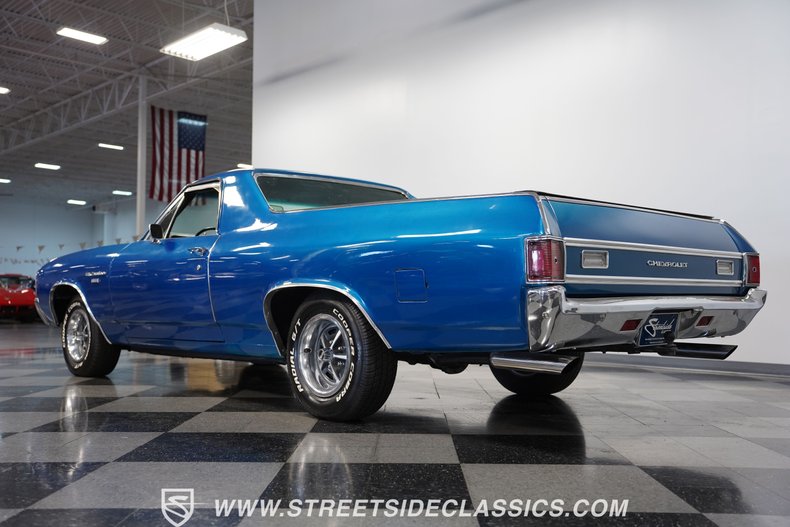 Unknown-El-camino-1972-Metallic-Blue-Black-33