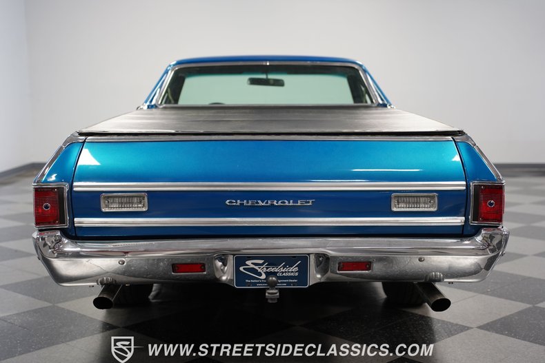 Unknown-El-camino-1972-Metallic-Blue-Black-34