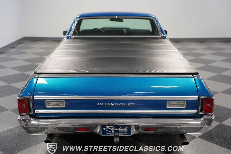 Unknown-El-camino-1972-Metallic-Blue-Black-35