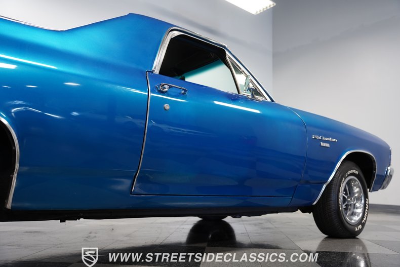 Unknown-El-camino-1972-Metallic-Blue-Black-38