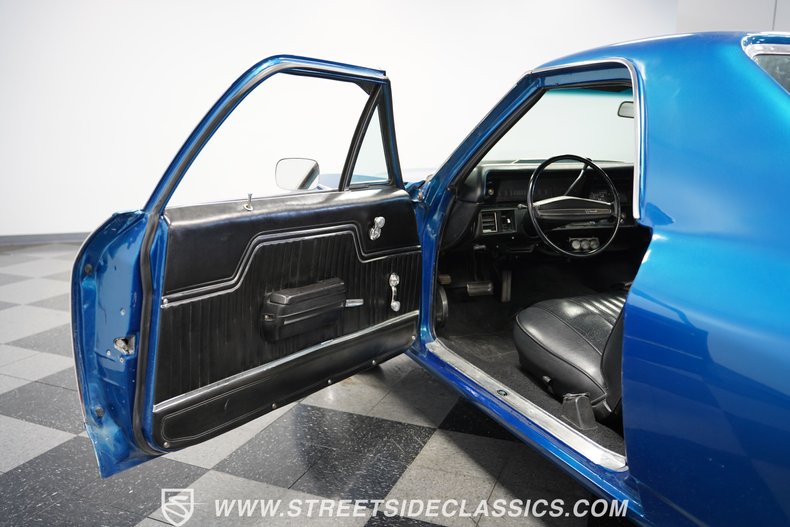 Unknown-El-camino-1972-Metallic-Blue-Black-44