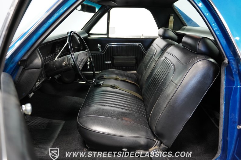 Unknown-El-camino-1972-Metallic-Blue-Black-5