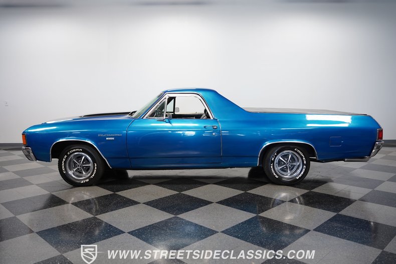 Unknown-El-camino-1972-Metallic-Blue-Black