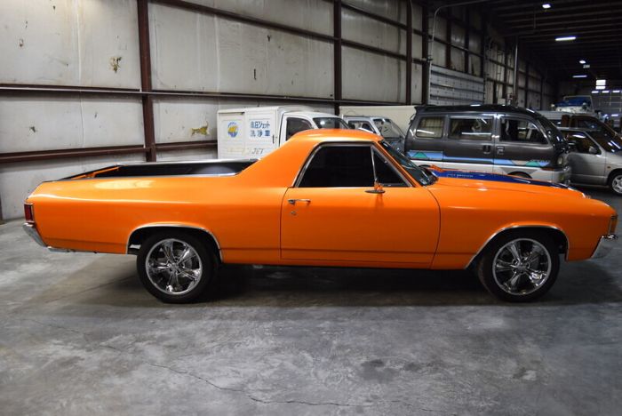Unknown-El-camino-1972-Orange-Black-1
