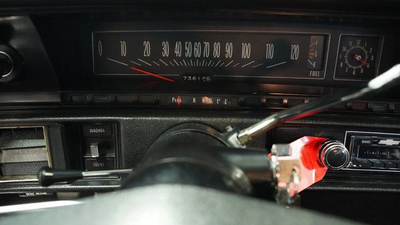 Unknown-El-camino-1972-Red-Black-38
