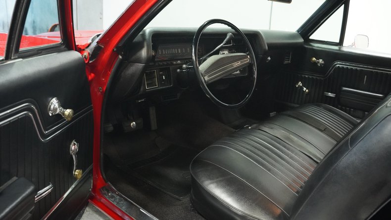 Unknown-El-camino-1972-Red-Black-43